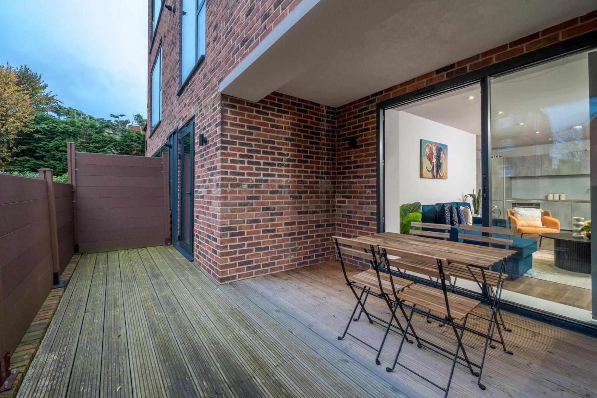 Boutique Lux London Apartments-Free Parking Totteridge Exterior photo
